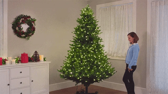 Magic retractable Christmas tree with remote control