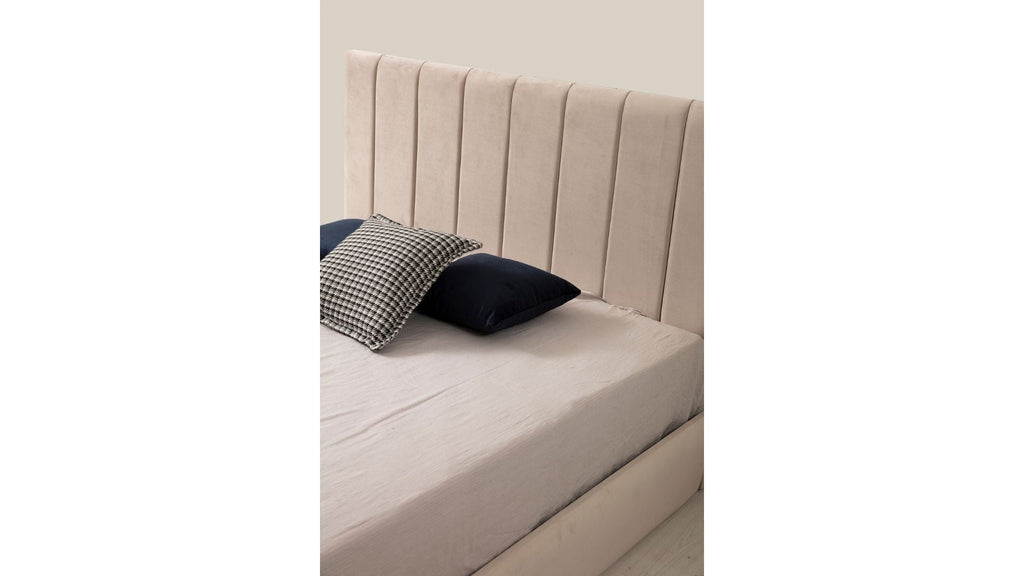 Cadre de lit en velours beige