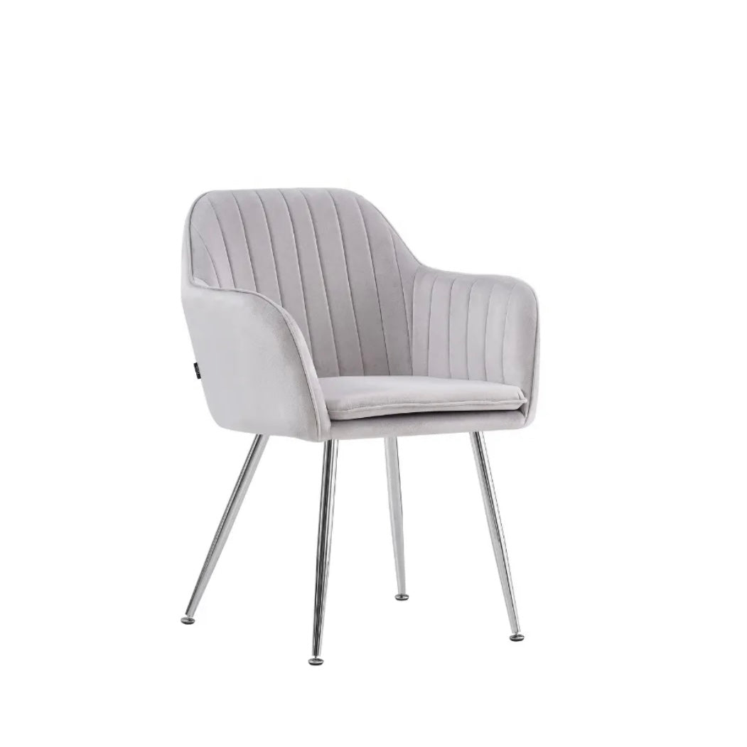 https://cdn.shopify.com/s/files/1/0700/7204/1739/files/FullSizeRender_632bd16a-dc9f-4a1e-a8a7-56f4db142091.jpg?v=1698319382