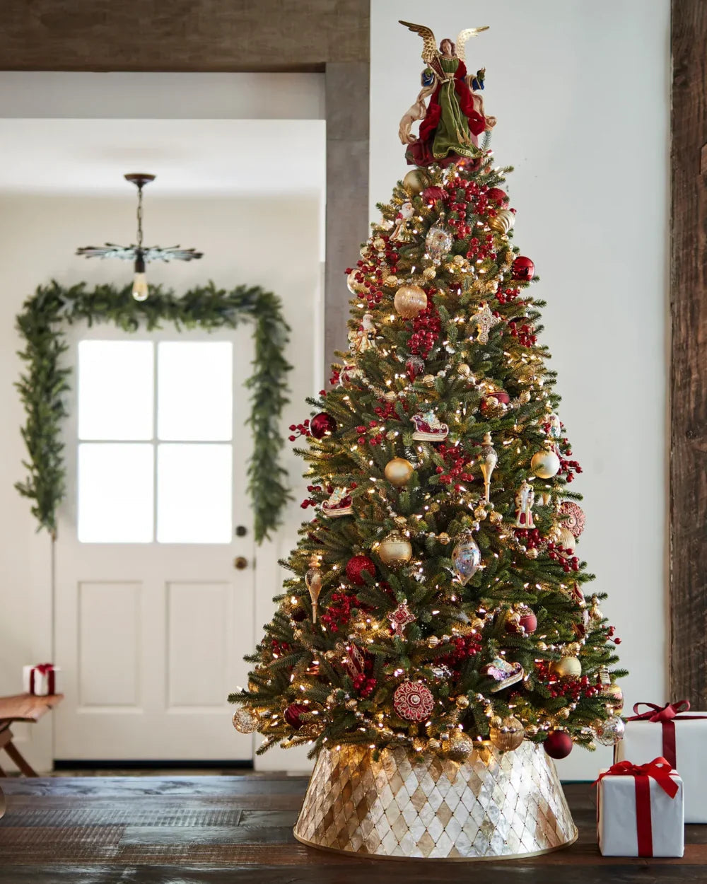 Magic retractable Christmas tree with remote control
