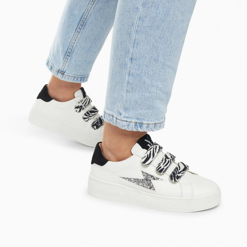 Baskets éclair Noura blanc et argent à scratchs zèbre